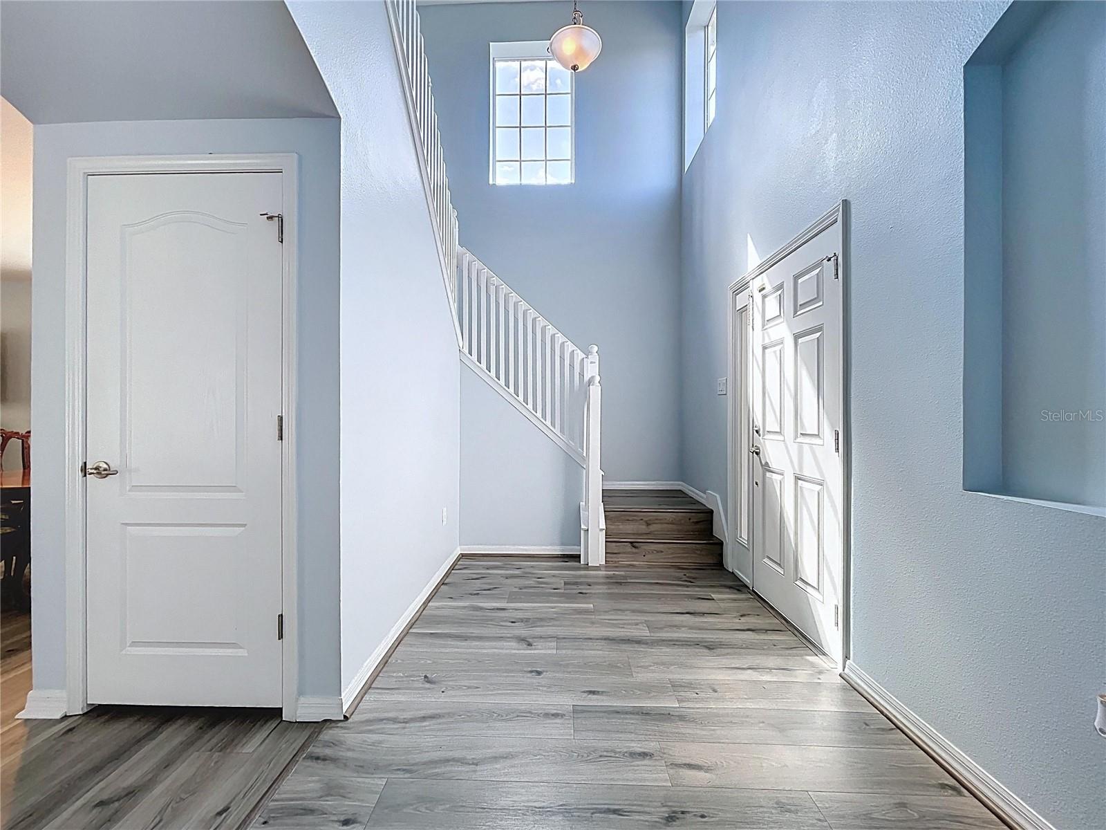 Image 29 of 74 For 4594 Lisette Circle