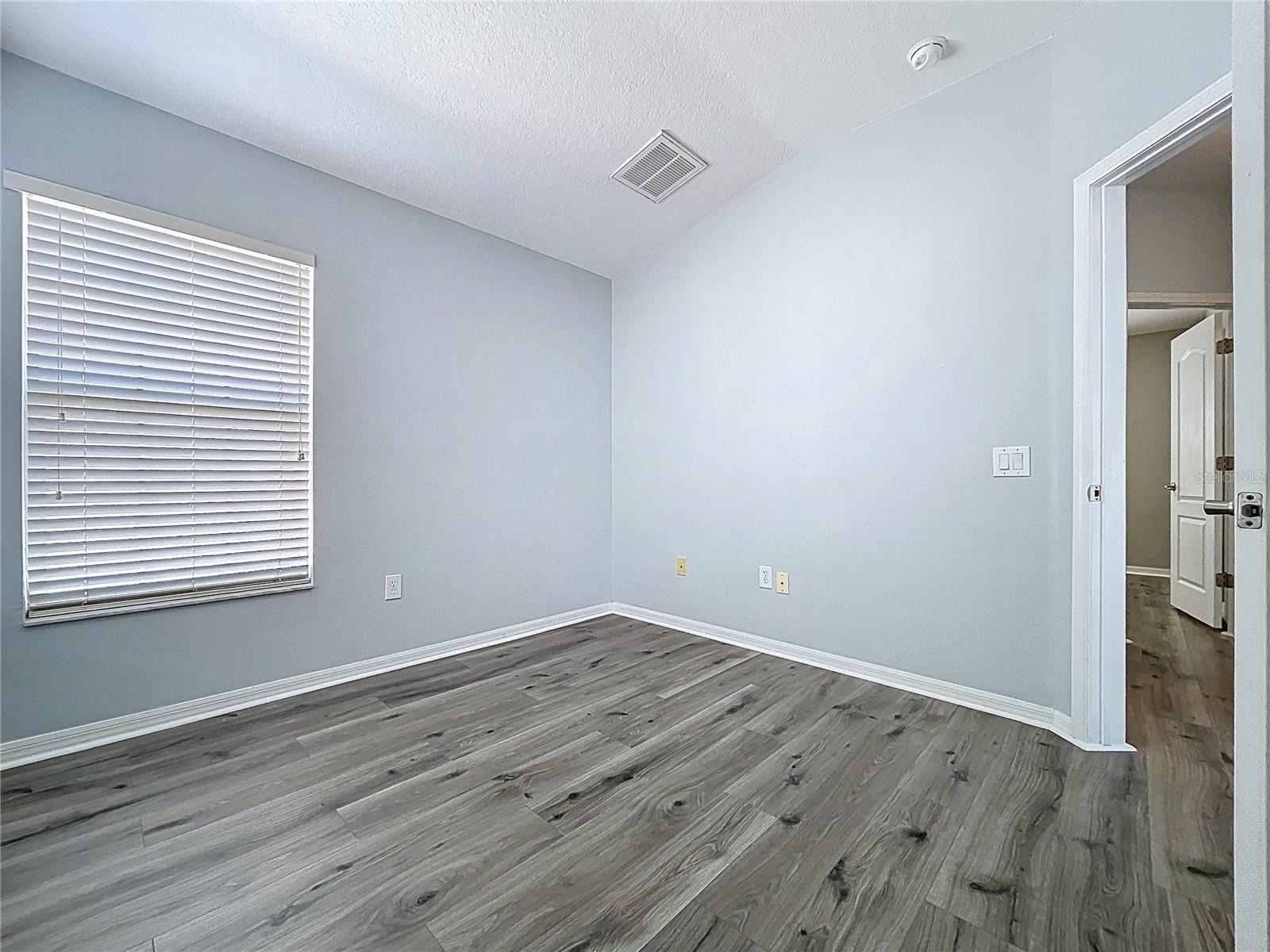 Image 43 of 74 For 4594 Lisette Circle