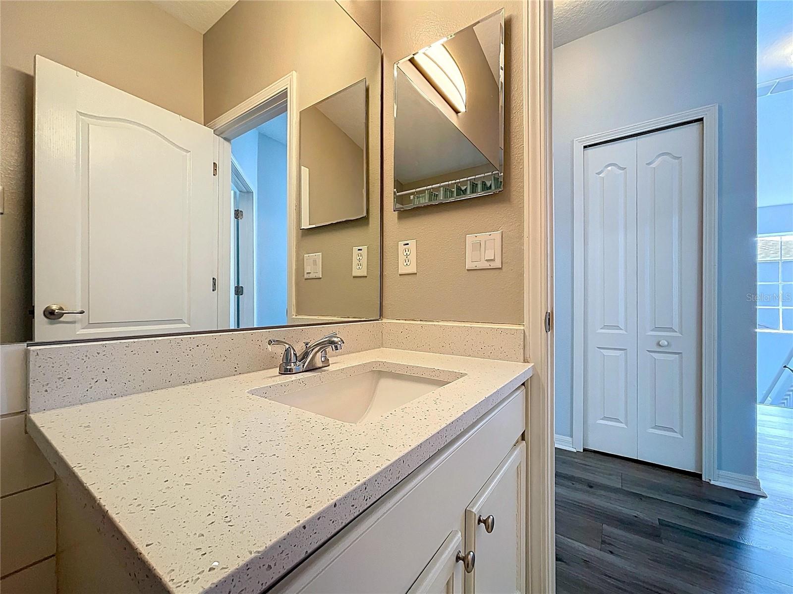 Image 45 of 74 For 4594 Lisette Circle