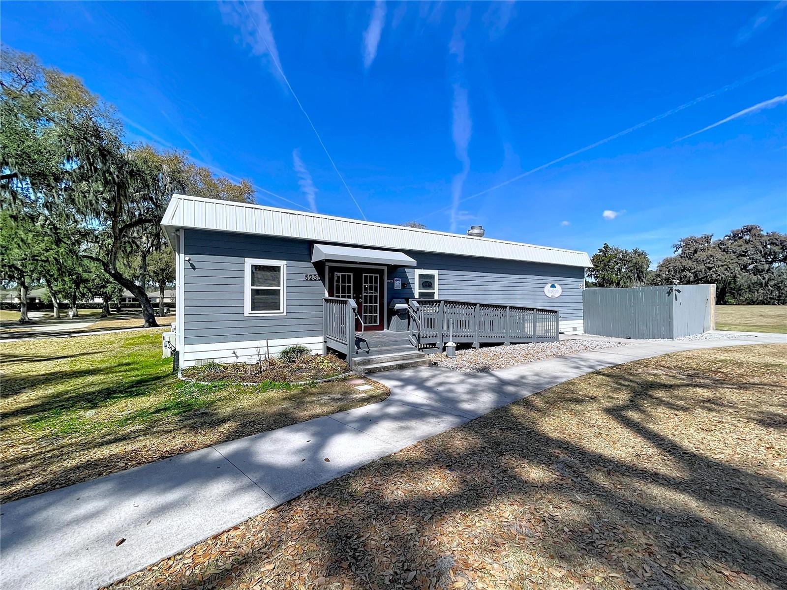 Image 64 of 74 For 4594 Lisette Circle