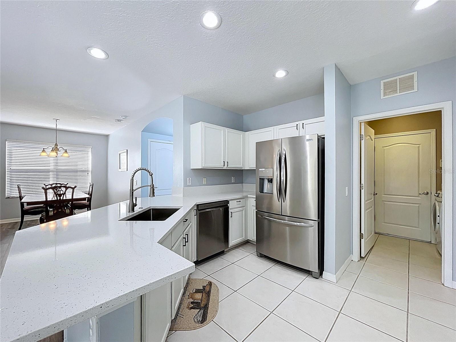 Image 8 of 74 For 4594 Lisette Circle