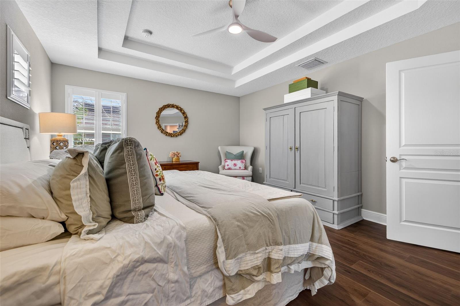 Listing photo id 29 for 4012 Bay To Bay Boulevard