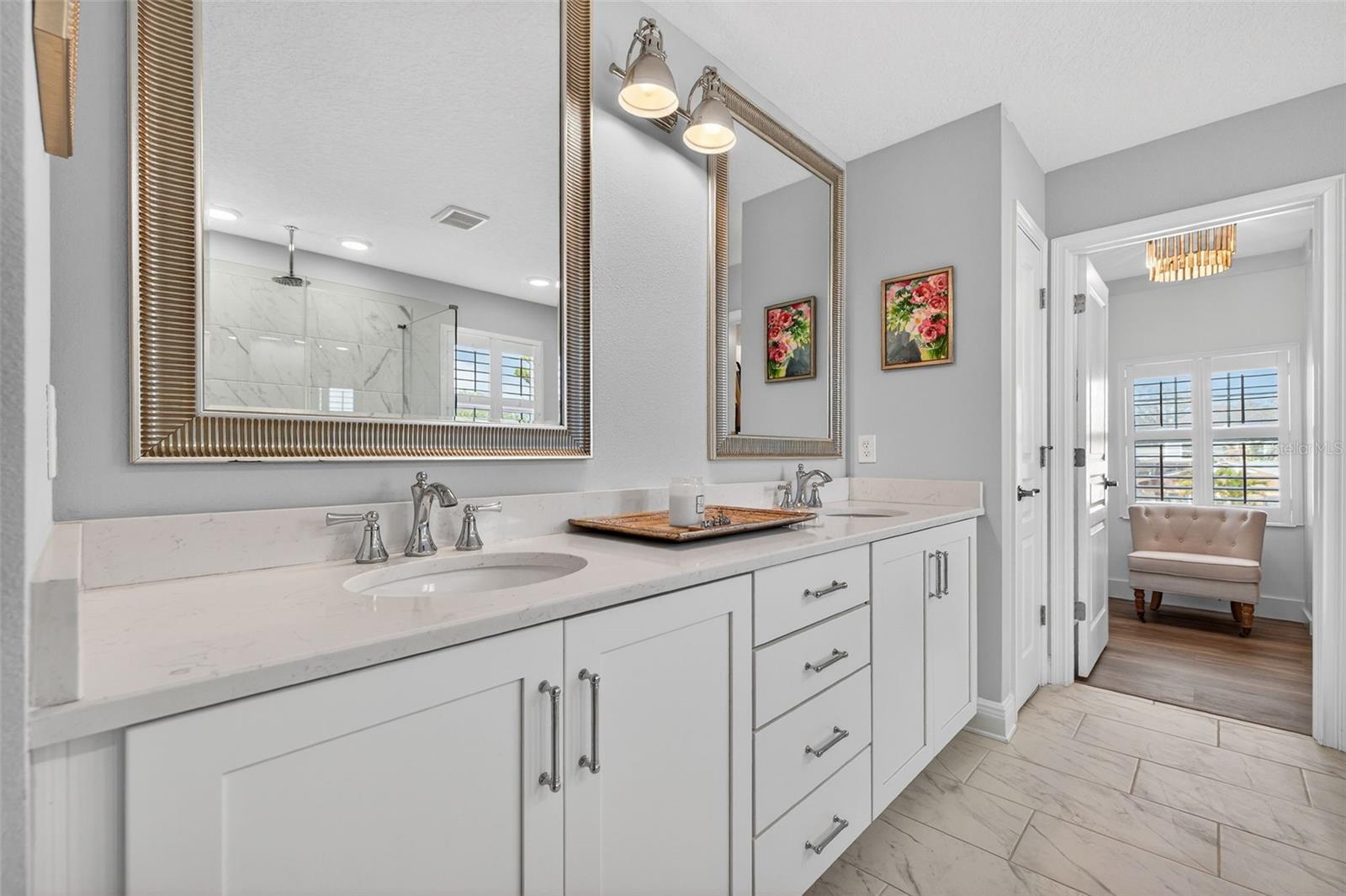 Listing photo id 30 for 4012 Bay To Bay Boulevard