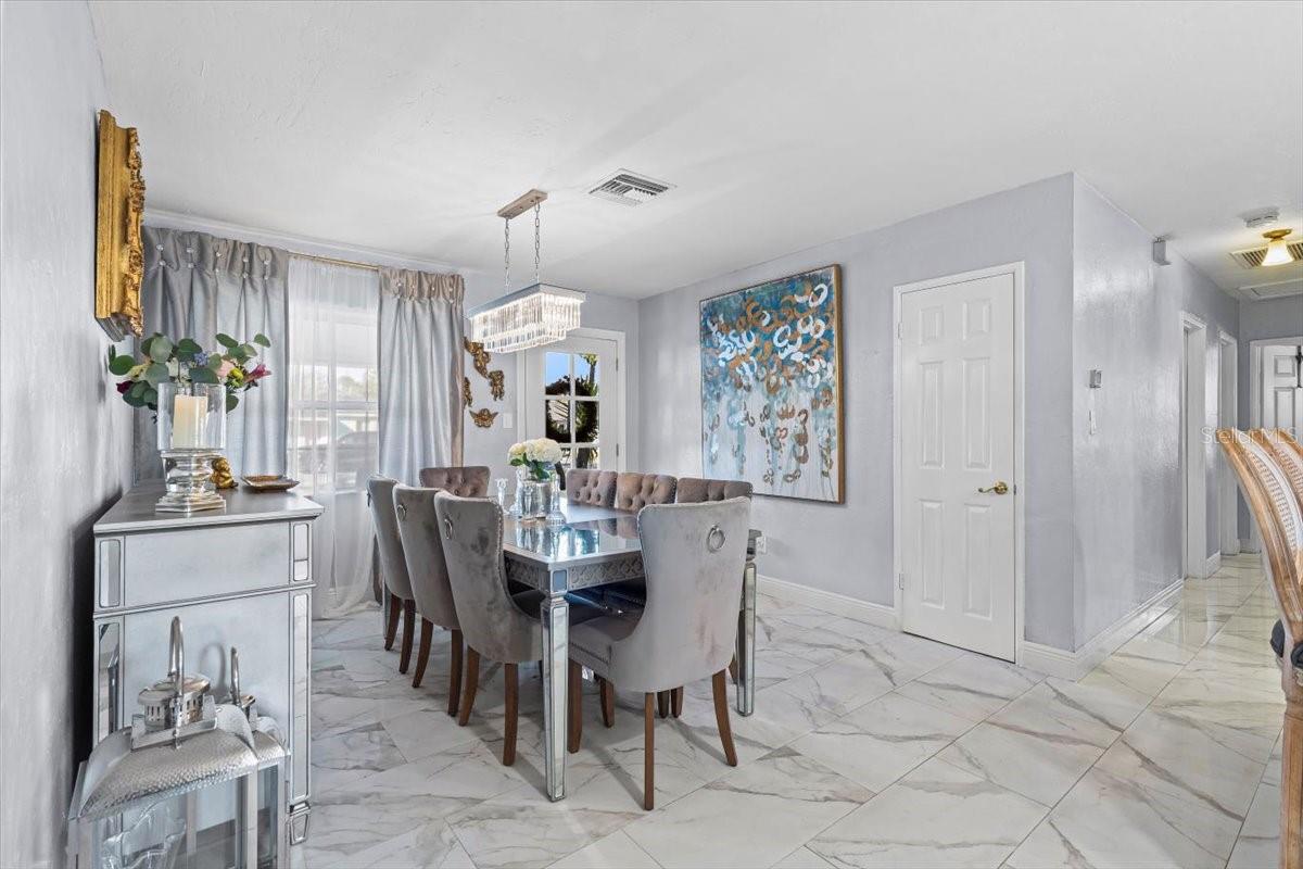 Image 11 of 36 For 4106 Bay View Avenue