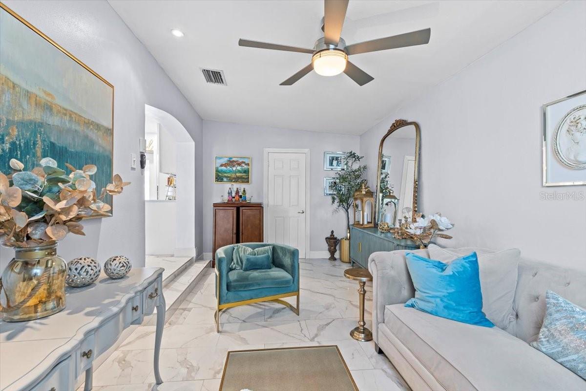 Image 18 of 36 For 4106 Bay View Avenue