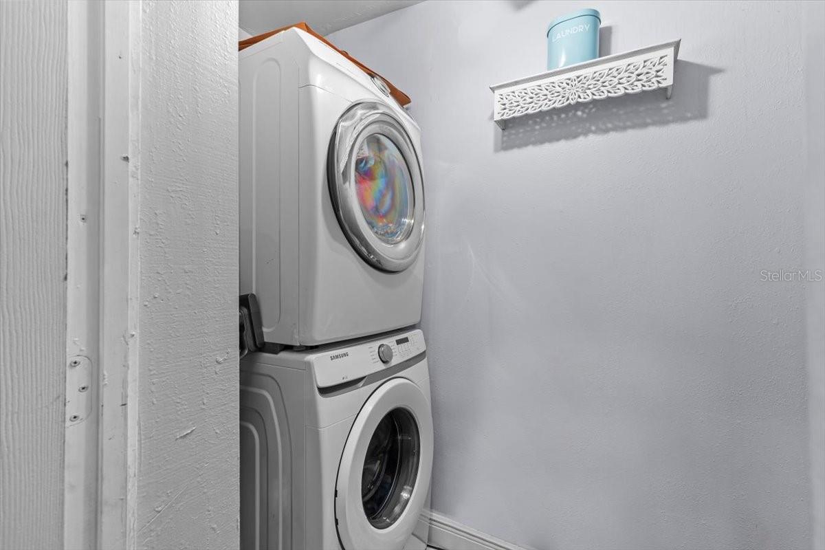 Image 25 of 36 For 4106 Bay View Avenue