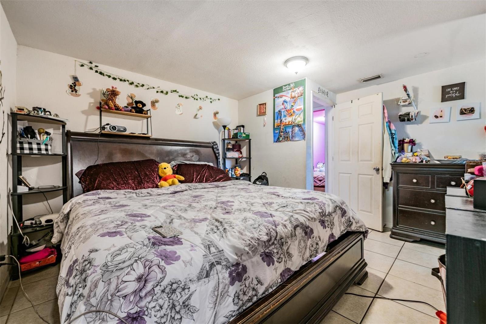 Image 16 of 28 For 5945 20th Street