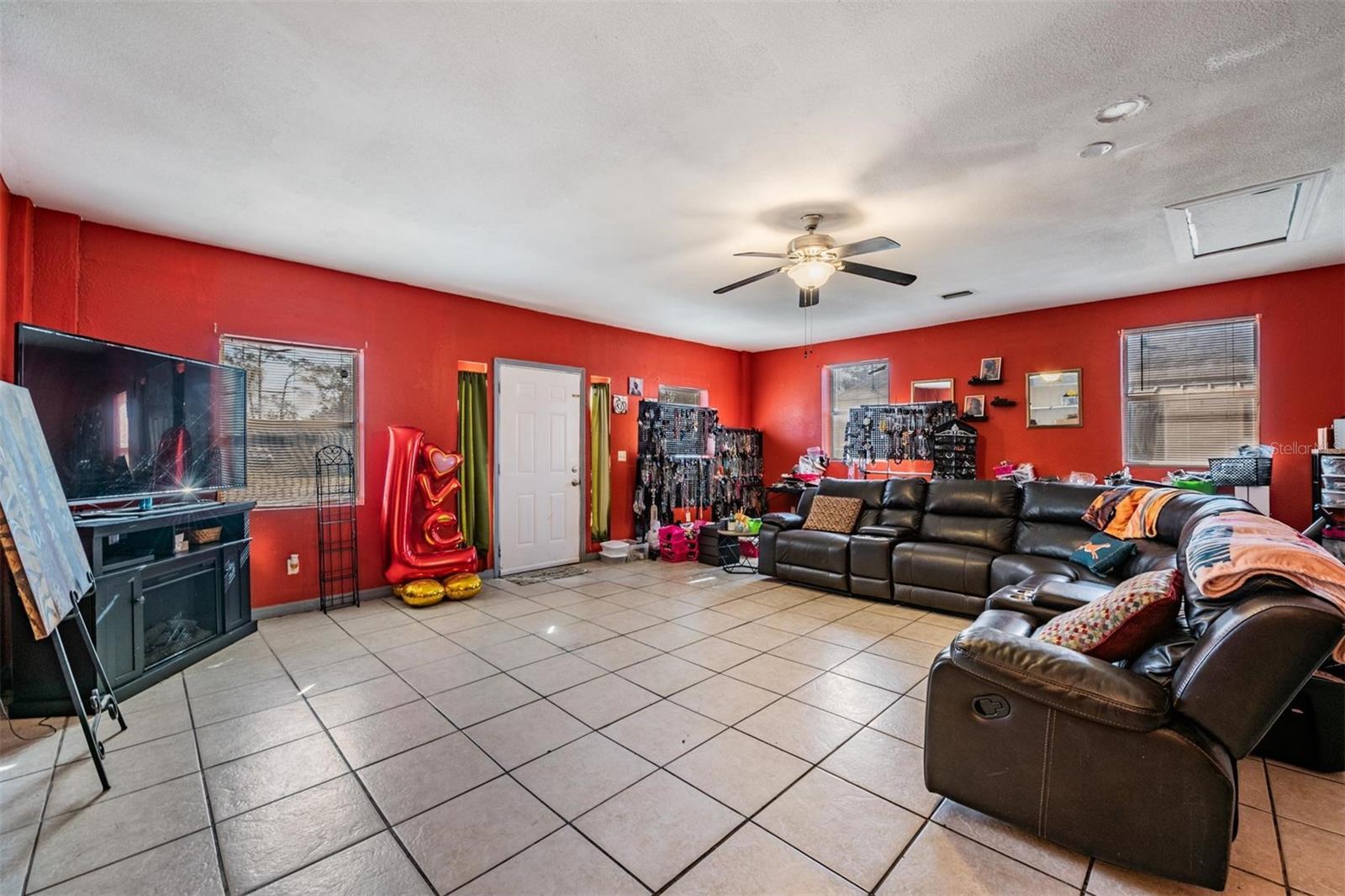 Image 5 of 28 For 5945 20th Street