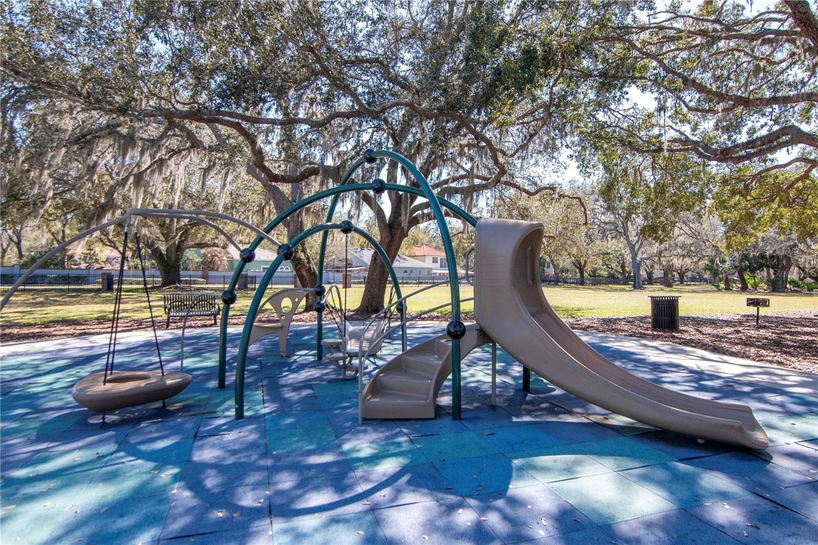 Listing photo id 21 for 5100 Burchette Road 801