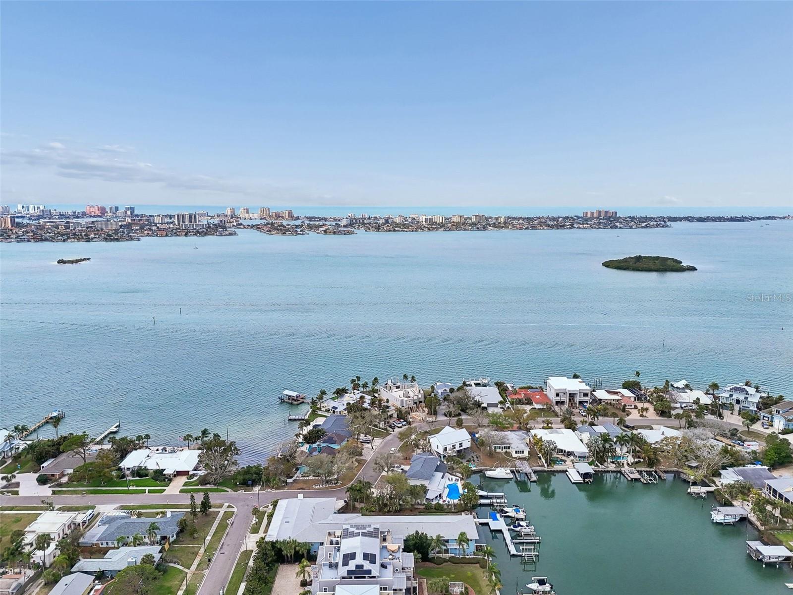 Image 42 of 44 For 300 Venetian Drive 2