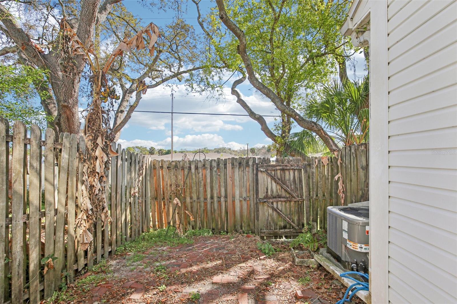 Image 26 of 27 For 11341 Grandville Drive 0