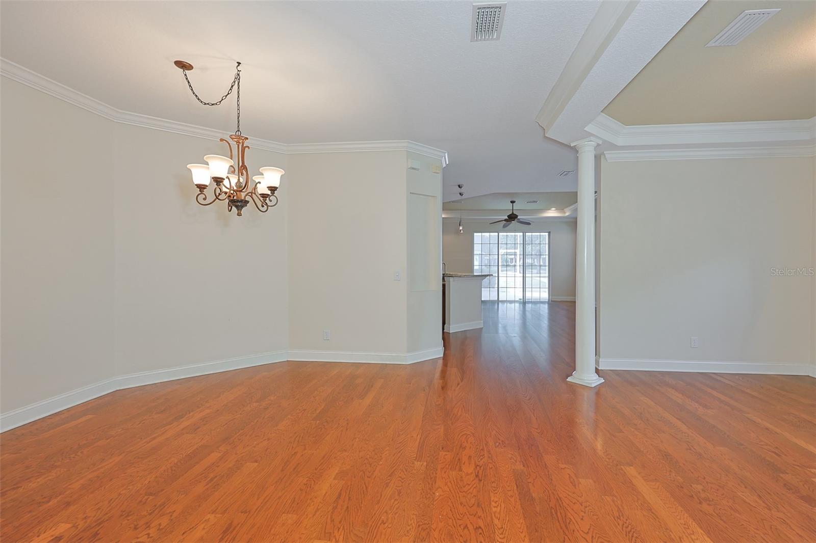 Image 10 of 63 For 212 Breakers Lane