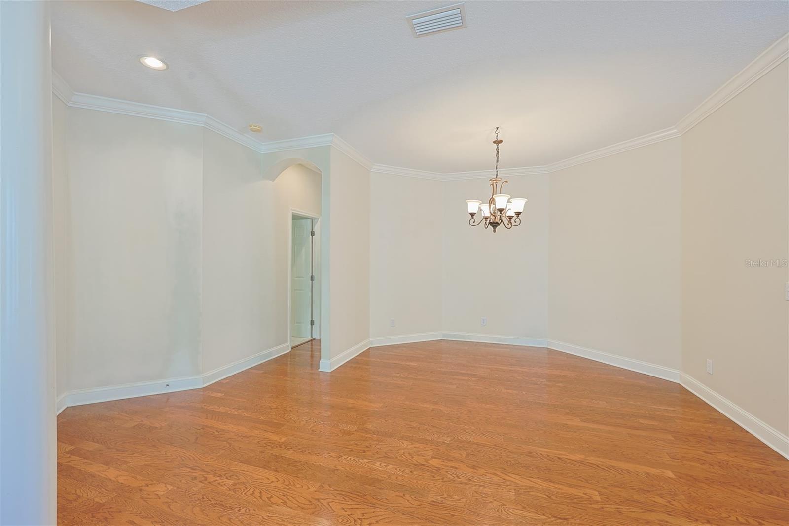 Image 12 of 63 For 212 Breakers Lane