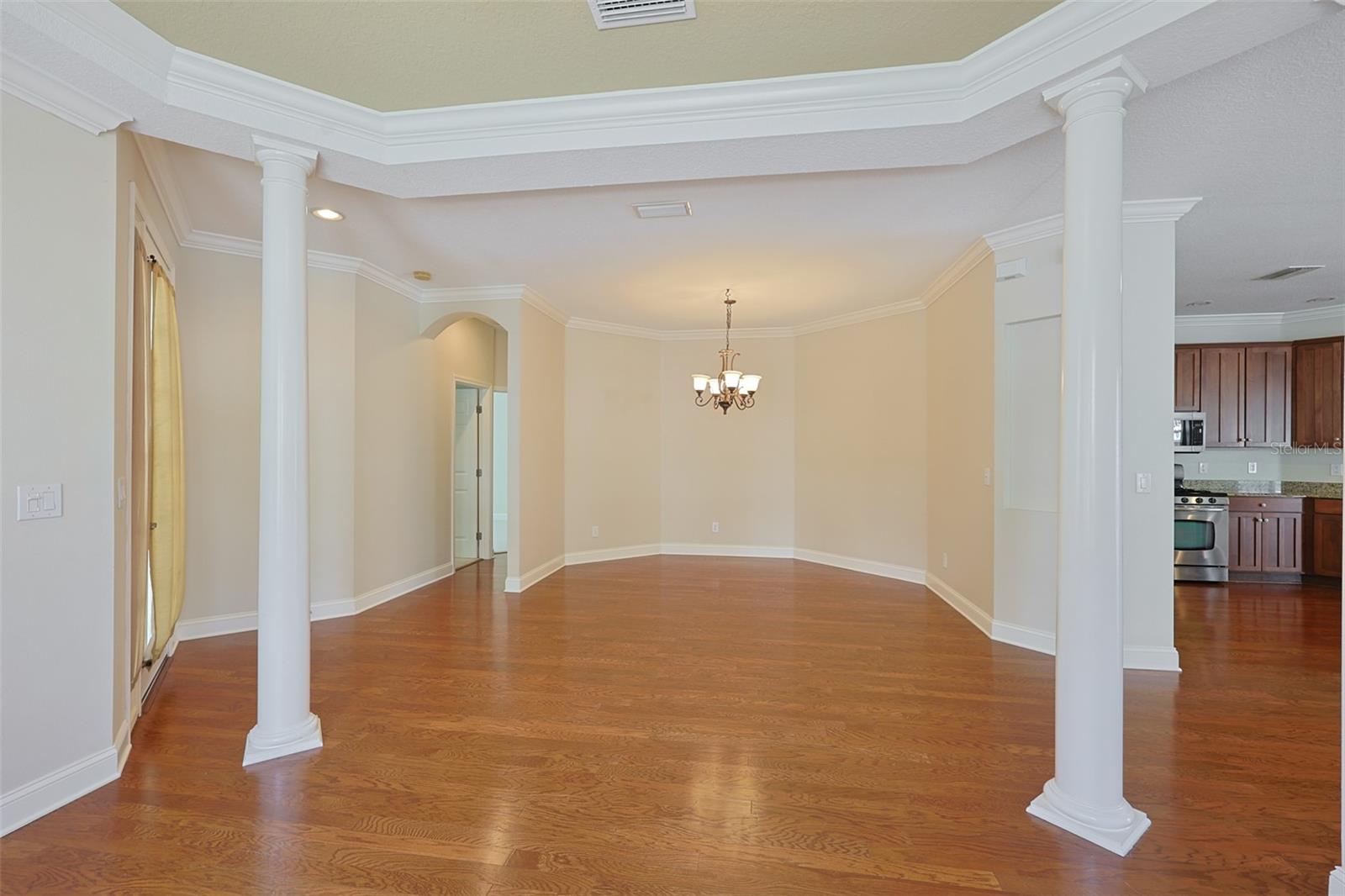 Image 13 of 63 For 212 Breakers Lane