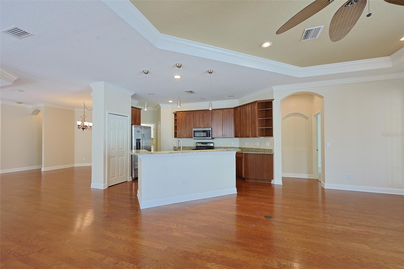 Image 17 of 63 For 212 Breakers Lane