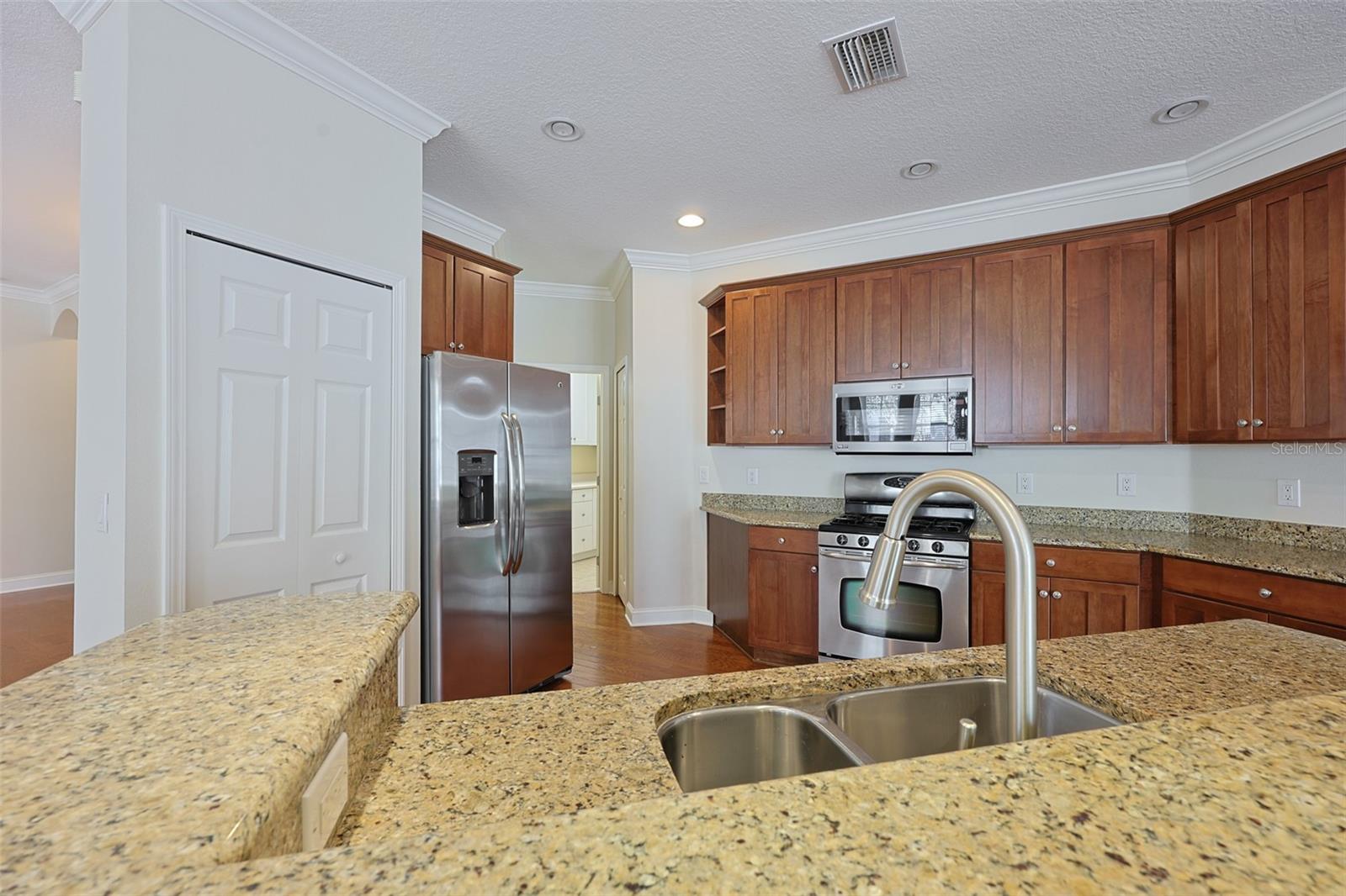 Image 23 of 63 For 212 Breakers Lane