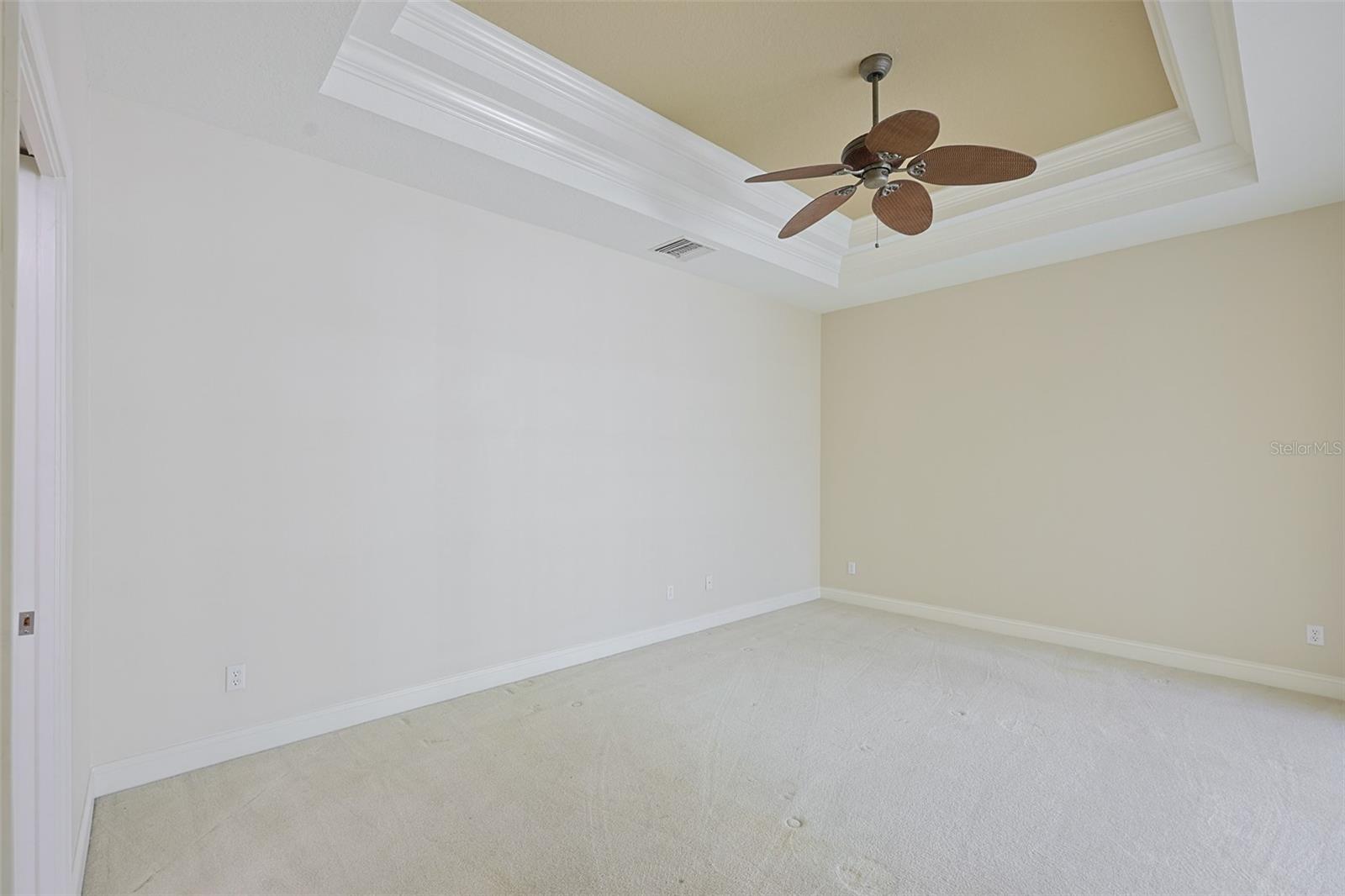 Image 26 of 63 For 212 Breakers Lane