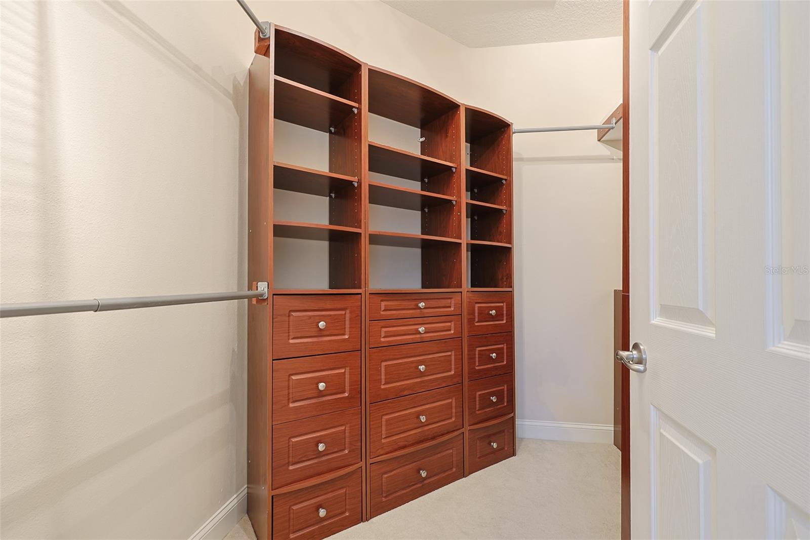 Image 27 of 63 For 212 Breakers Lane