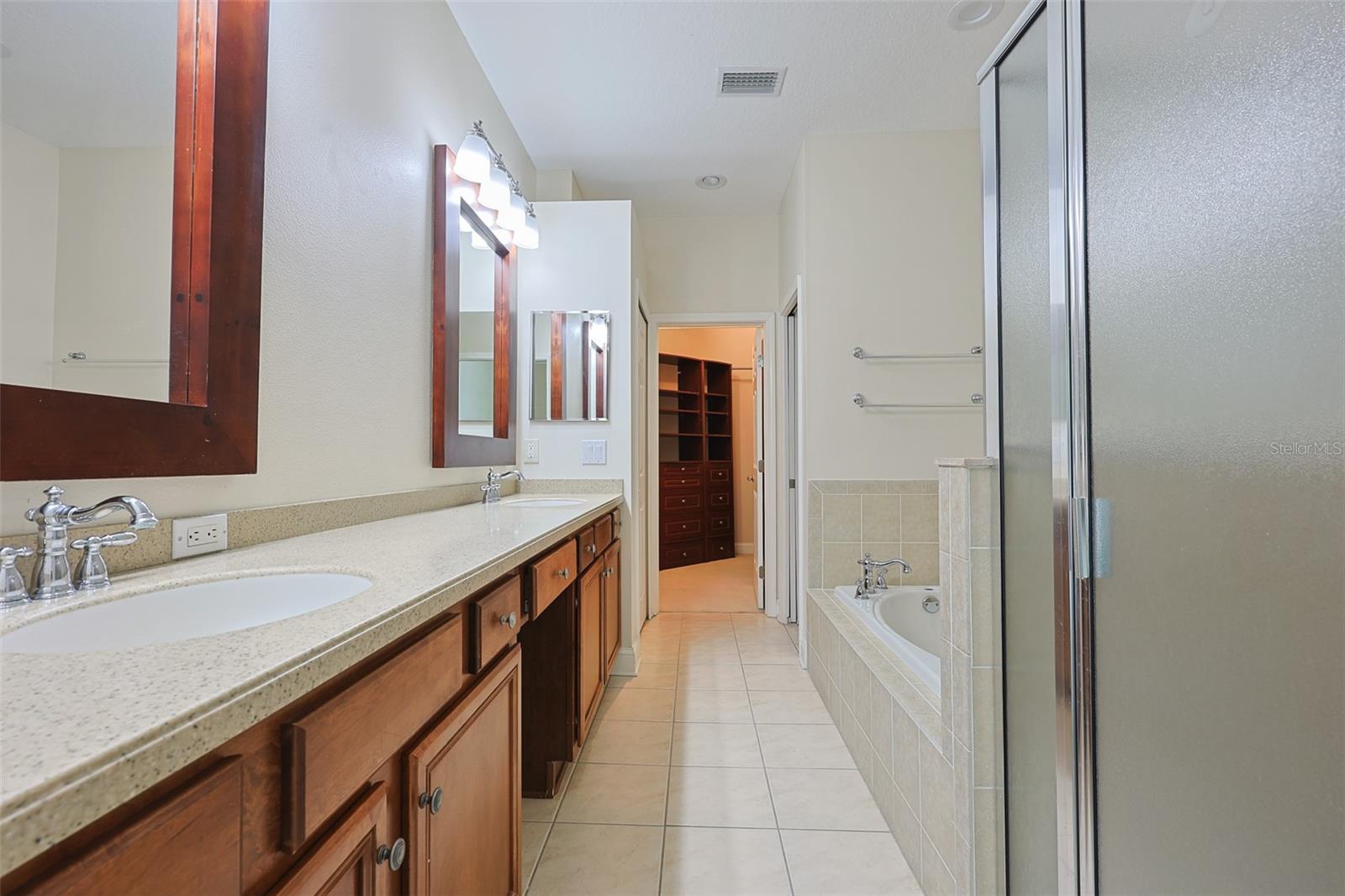 Image 29 of 63 For 212 Breakers Lane