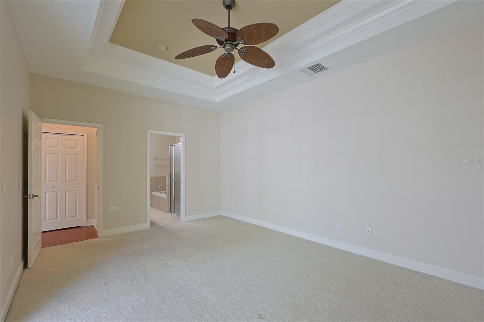 Image 30 of 63 For 212 Breakers Lane