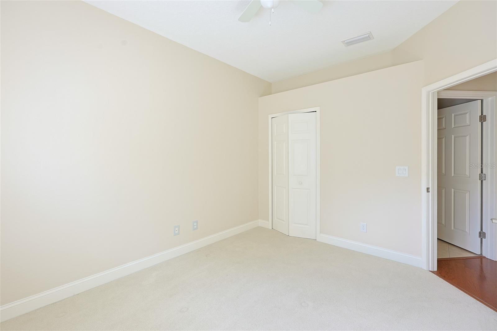 Image 7 of 63 For 212 Breakers Lane