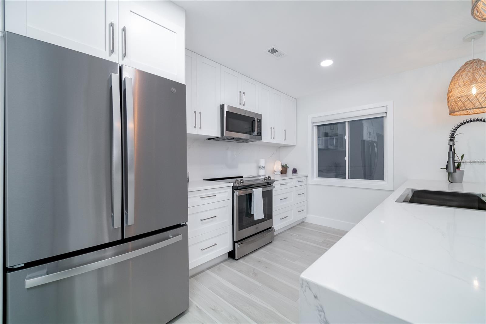 Image 10 of 24 For 1104 Beach Trail 1