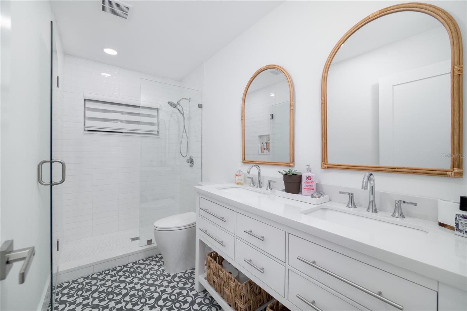 Image 12 of 24 For 1104 Beach Trail 1