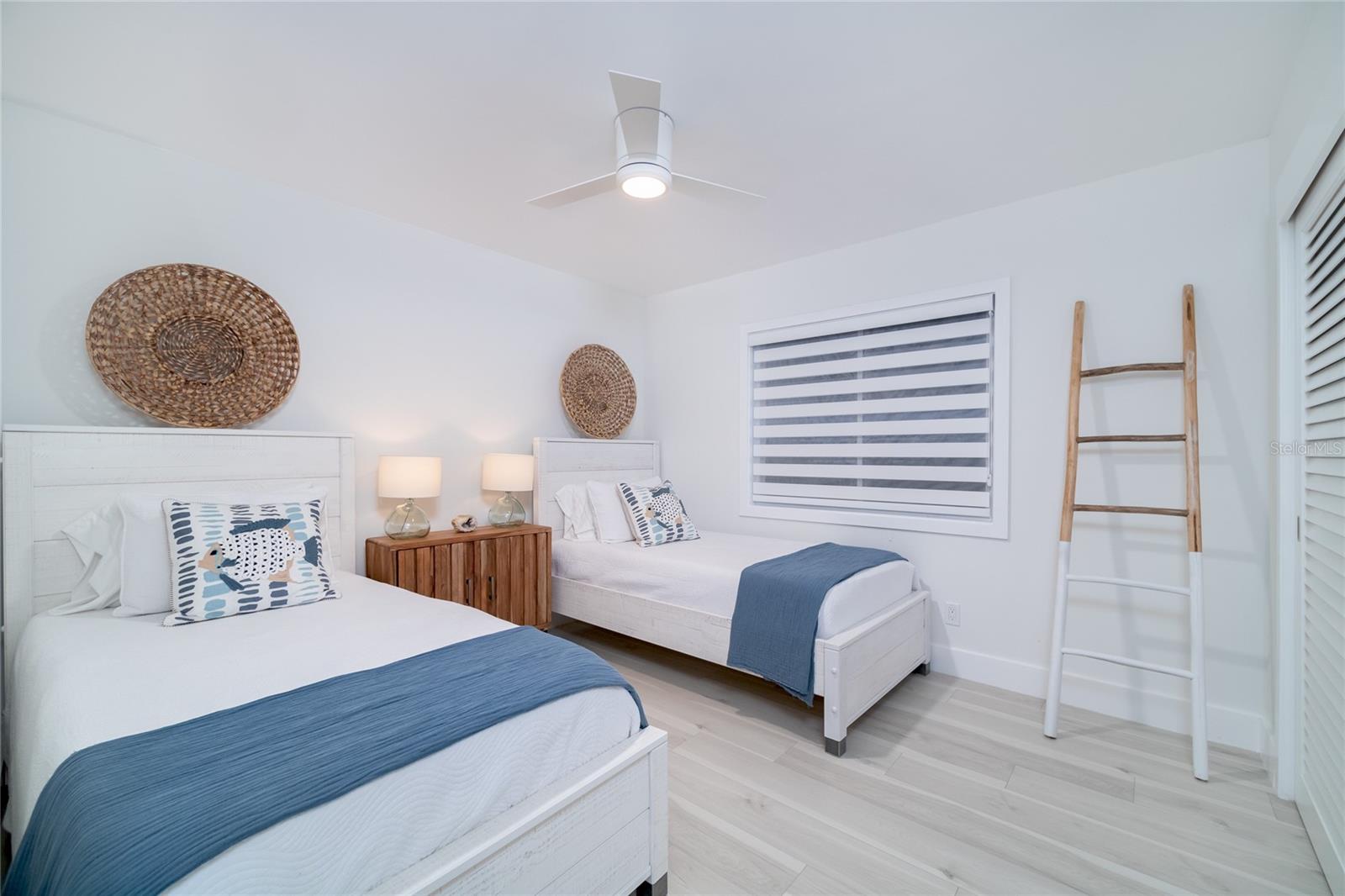 Image 13 of 24 For 1104 Beach Trail 1