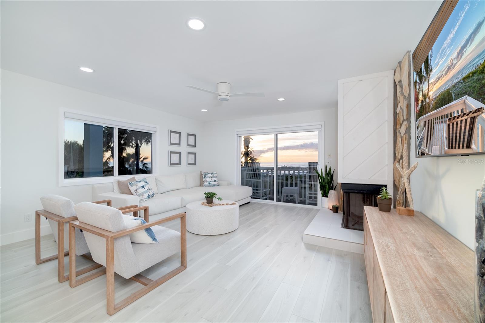 Image 2 of 24 For 1104 Beach Trail 1