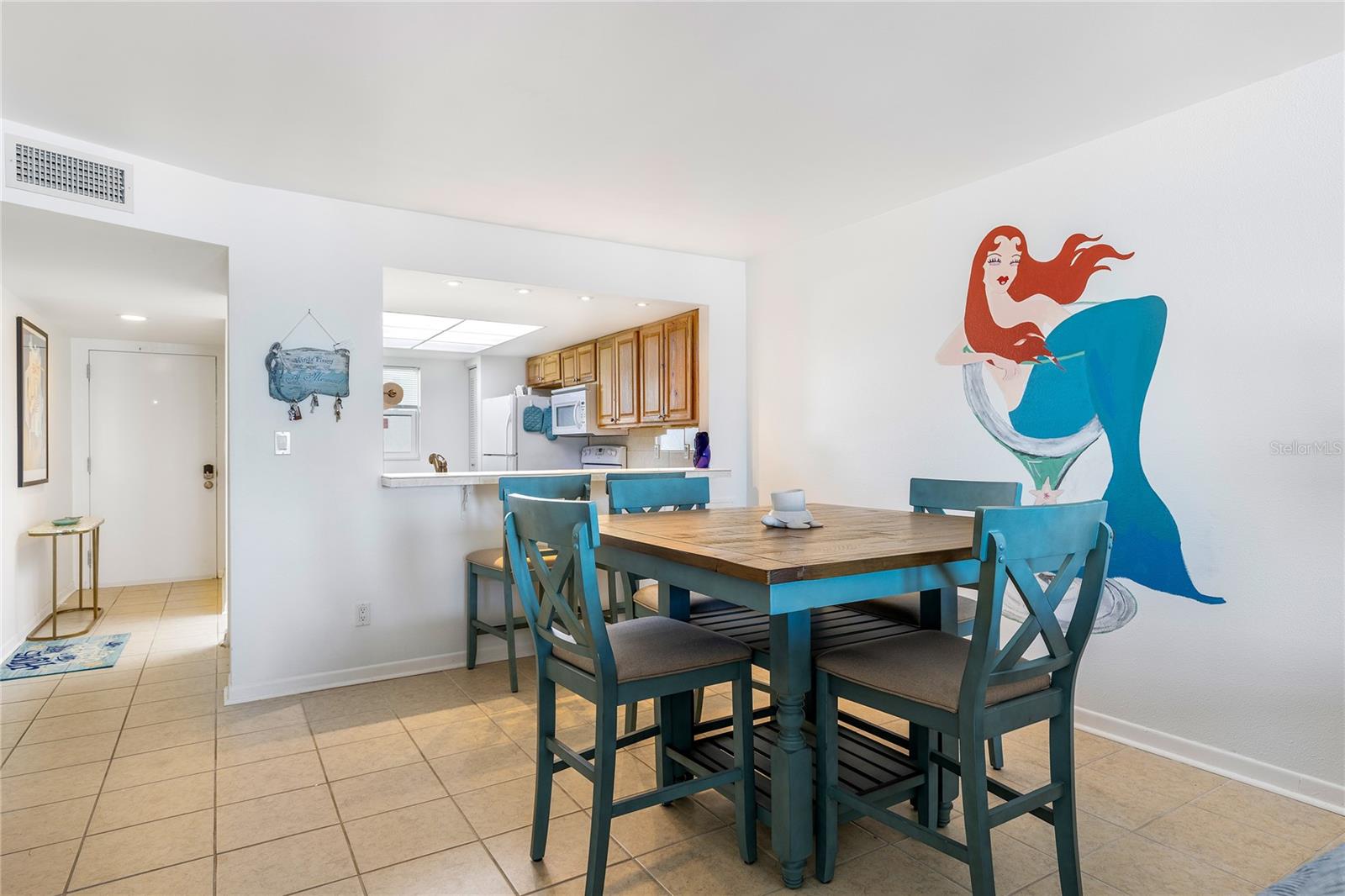 Image 10 of 45 For 403 Gulf Way 402