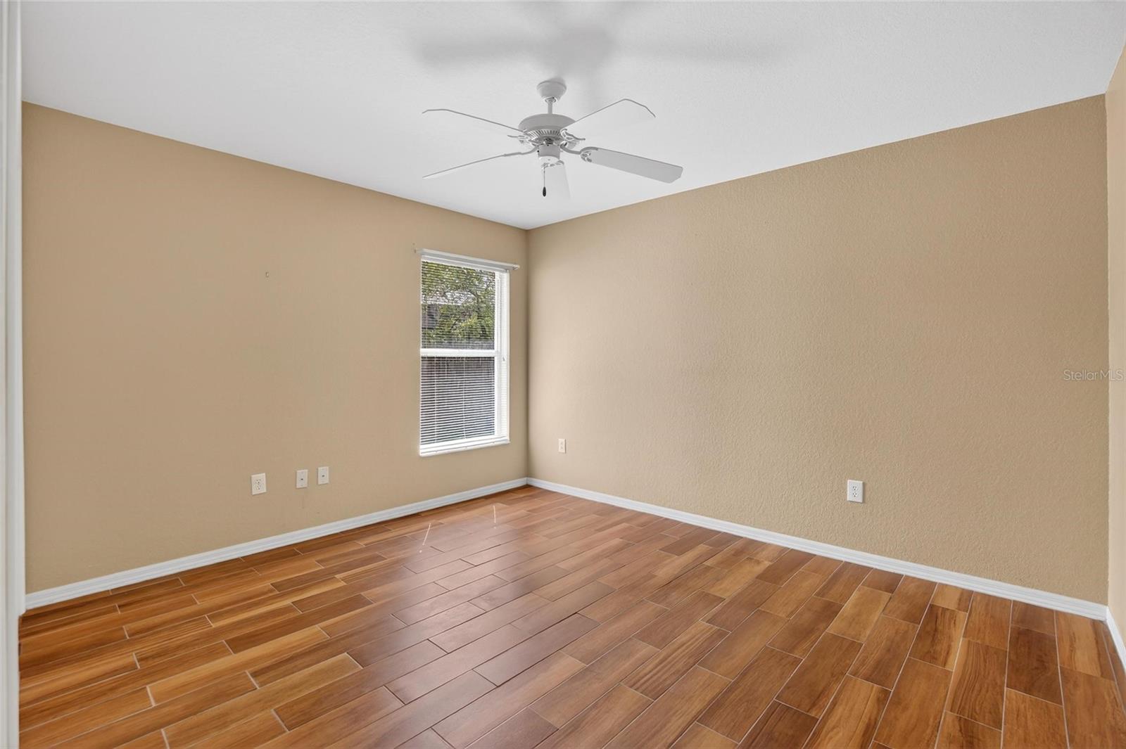 Image 19 of 99 For 3303 Cummings Place