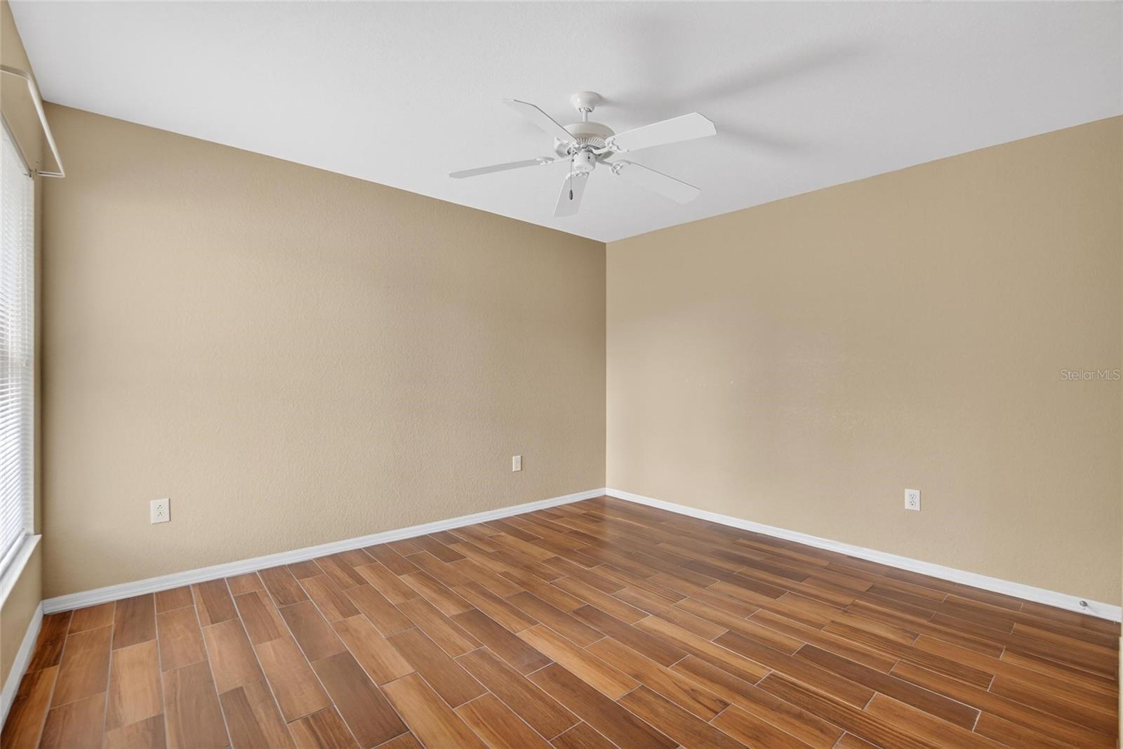 Image 21 of 99 For 3303 Cummings Place