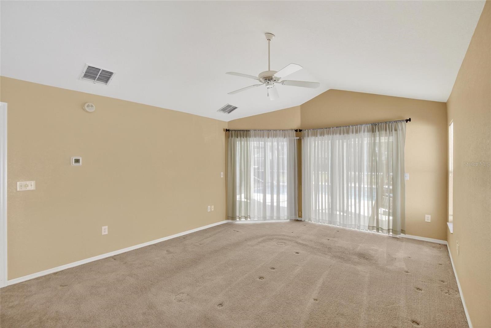 Image 54 of 99 For 3303 Cummings Place