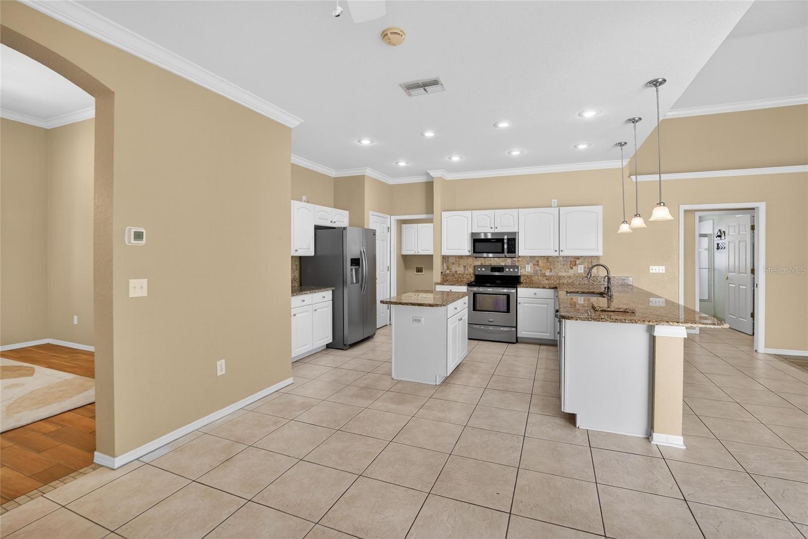 Image 66 of 99 For 3303 Cummings Place