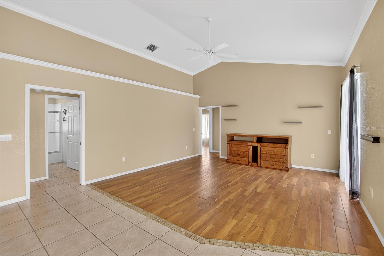 Image 7 of 99 For 3303 Cummings Place