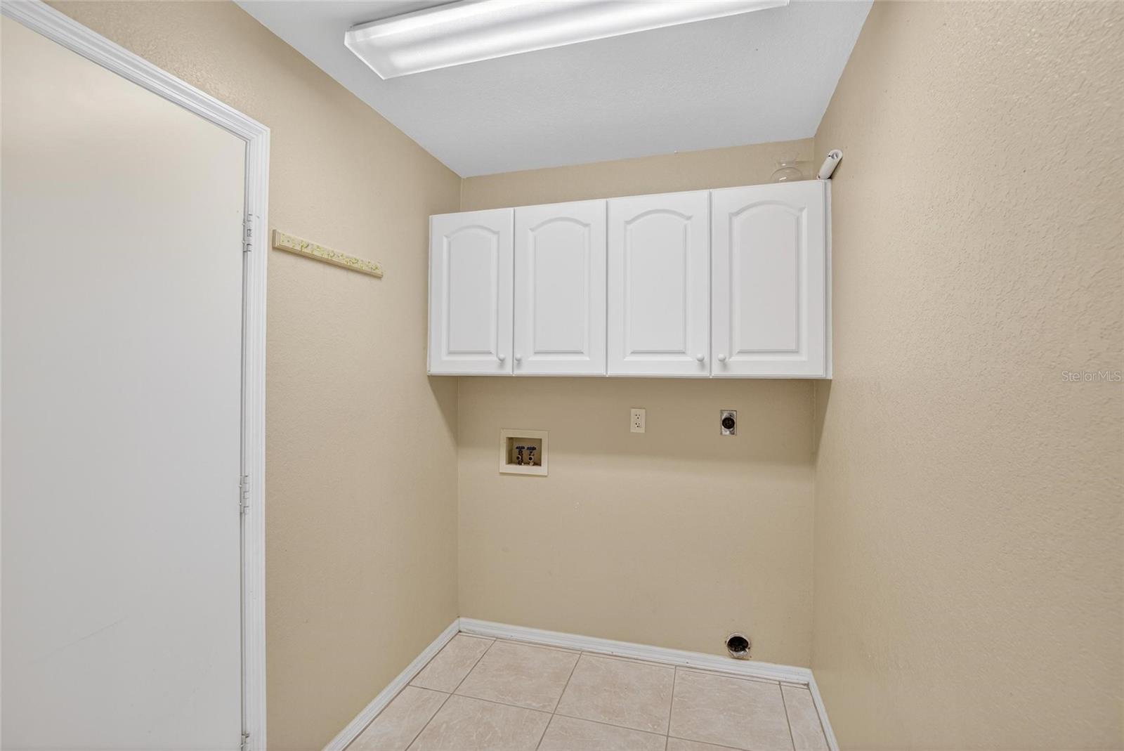 Image 74 of 99 For 3303 Cummings Place