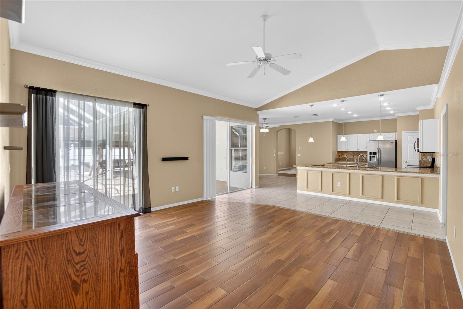 Image 9 of 99 For 3303 Cummings Place