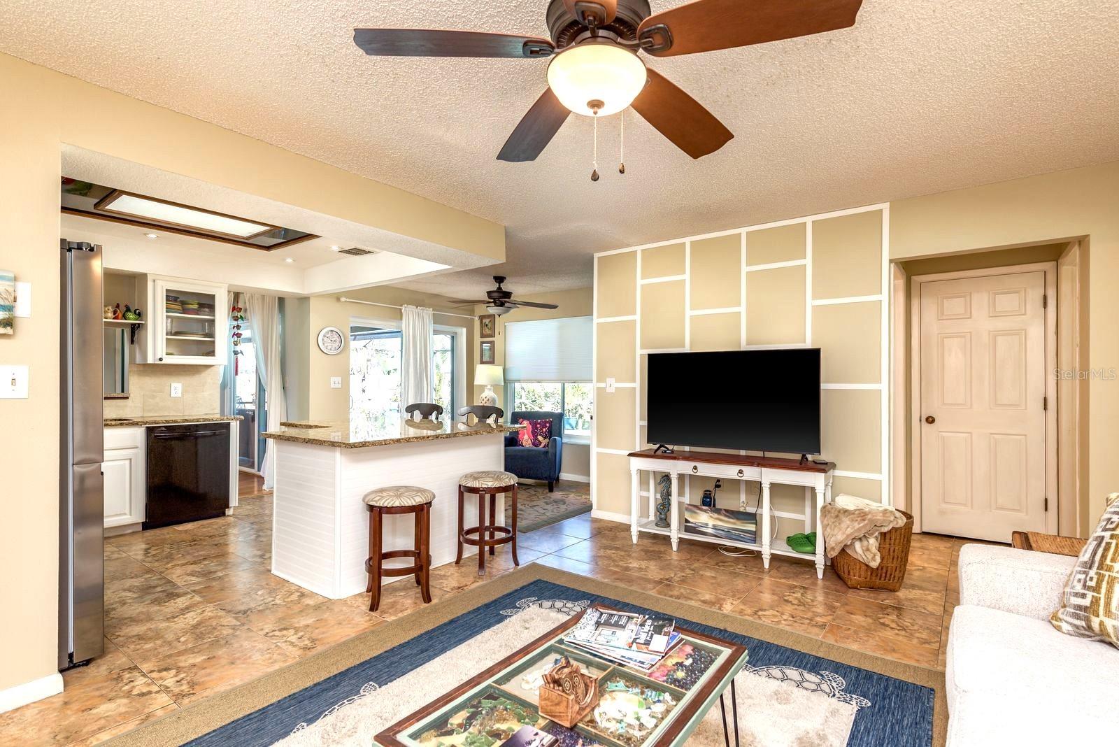 Image 14 of 50 For 2011 Del Betmar Road