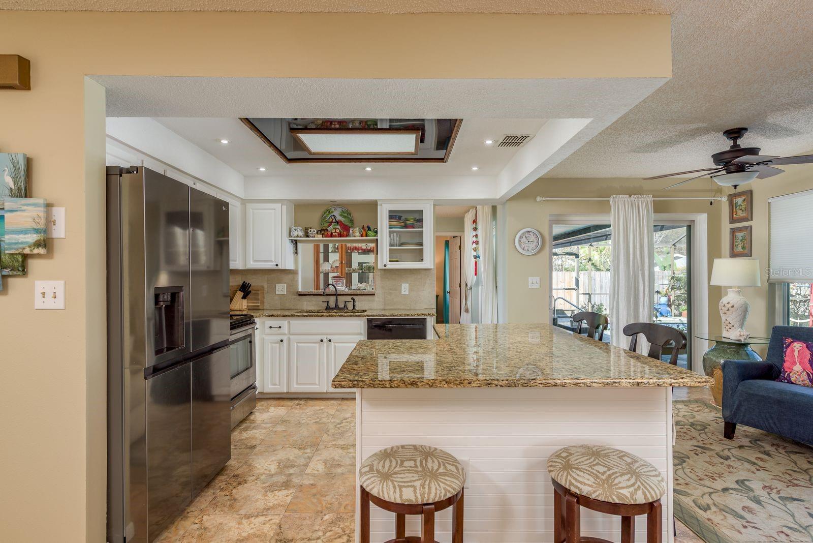 Image 17 of 50 For 2011 Del Betmar Road