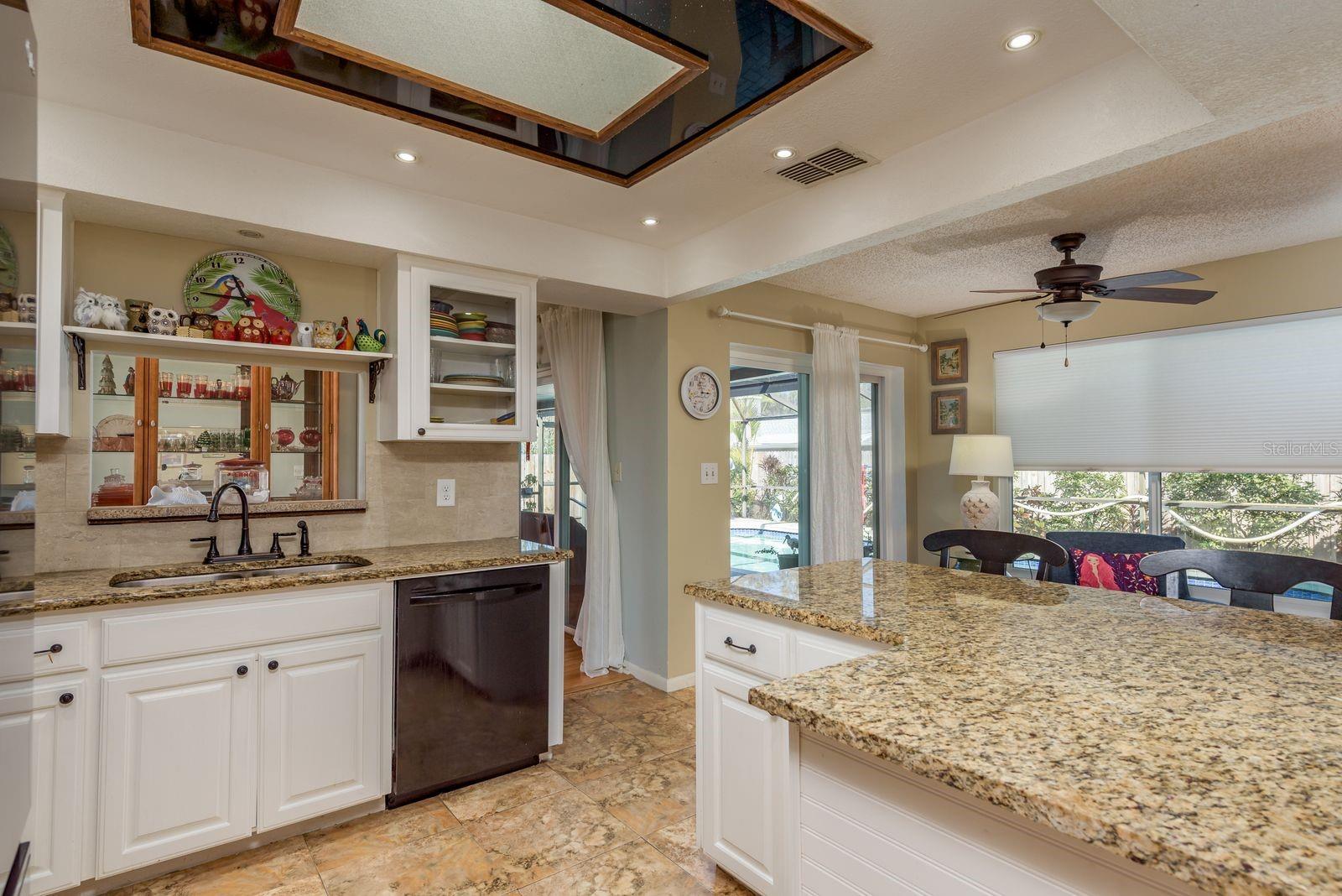 Image 18 of 50 For 2011 Del Betmar Road