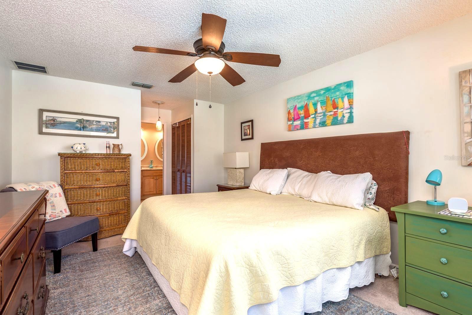 Image 23 of 50 For 2011 Del Betmar Road