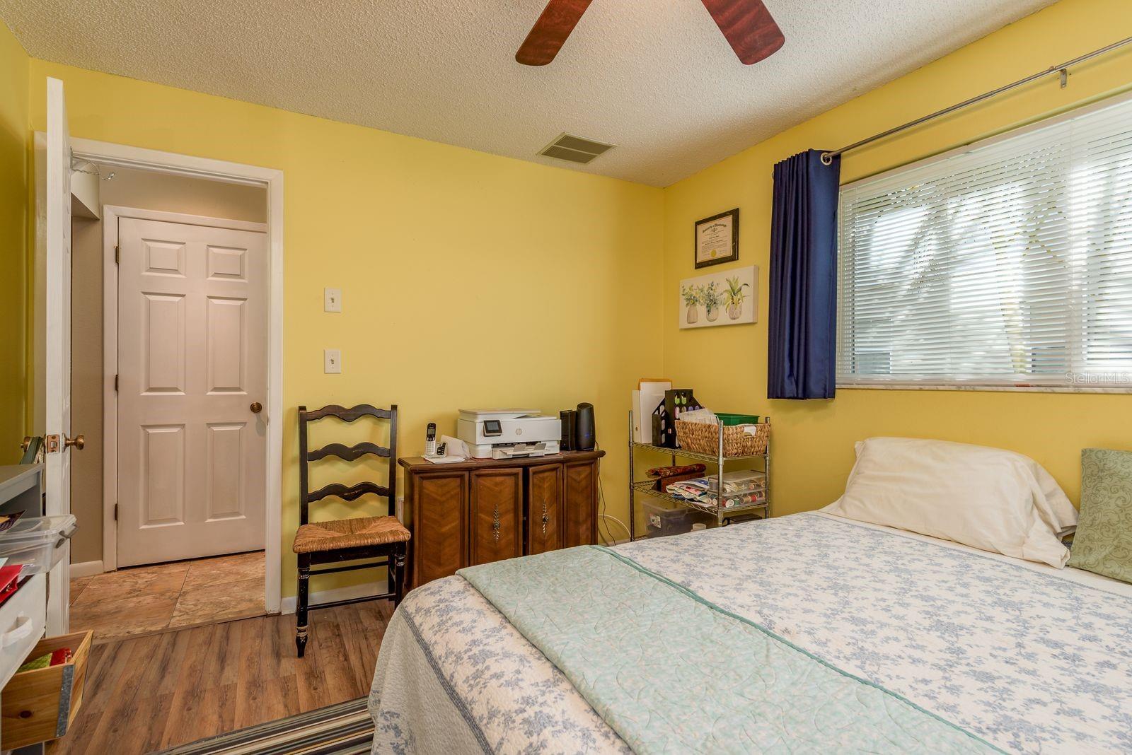 Image 28 of 50 For 2011 Del Betmar Road