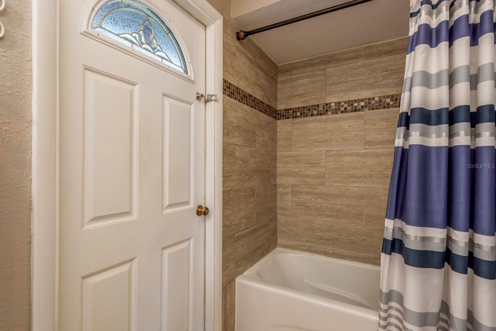 Image 30 of 50 For 2011 Del Betmar Road