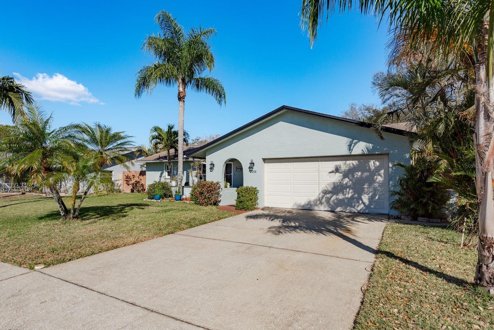 Image 42 of 50 For 2011 Del Betmar Road