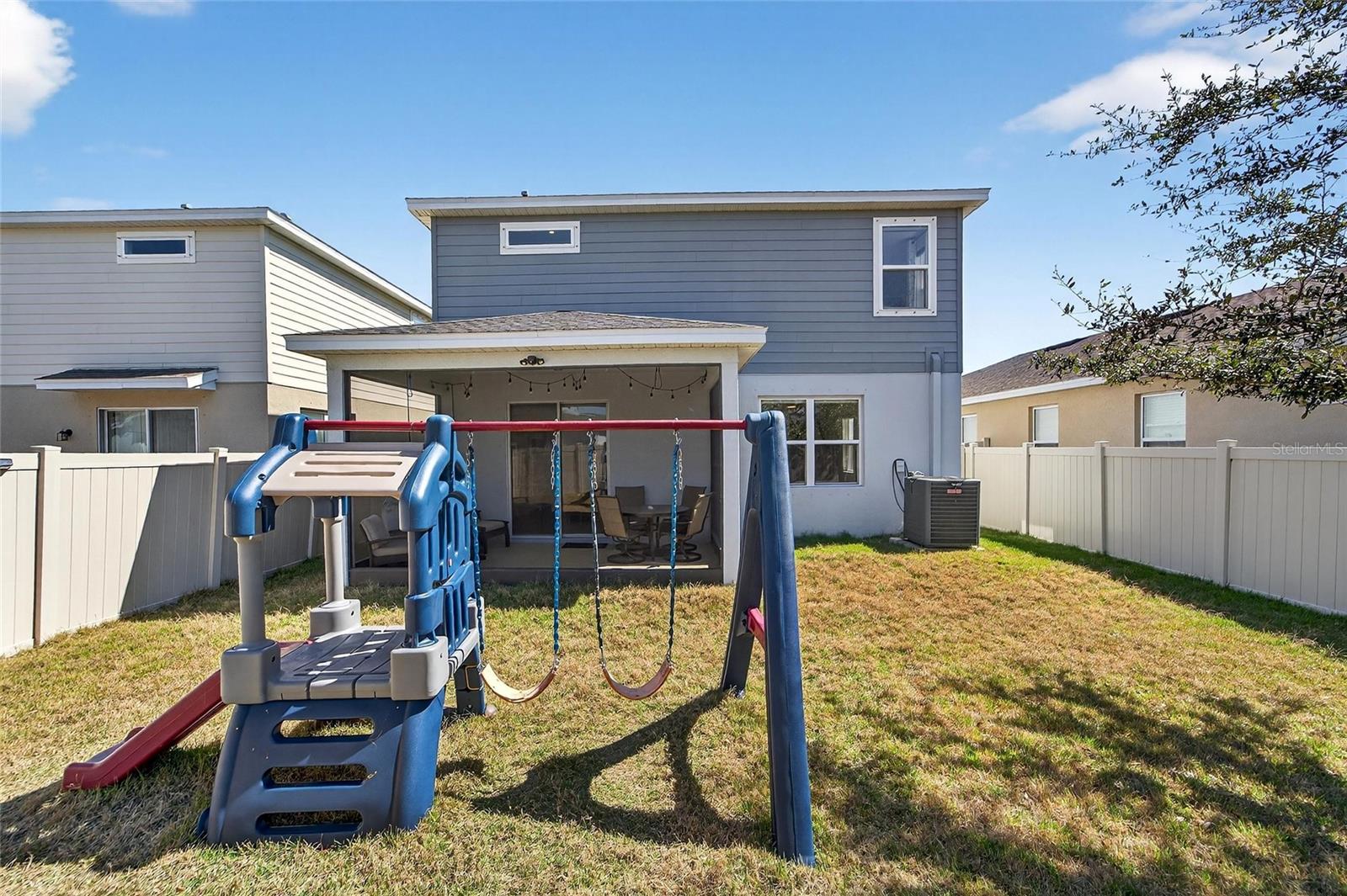 Image 49 of 83 For 12273 Blue Pacific Drive