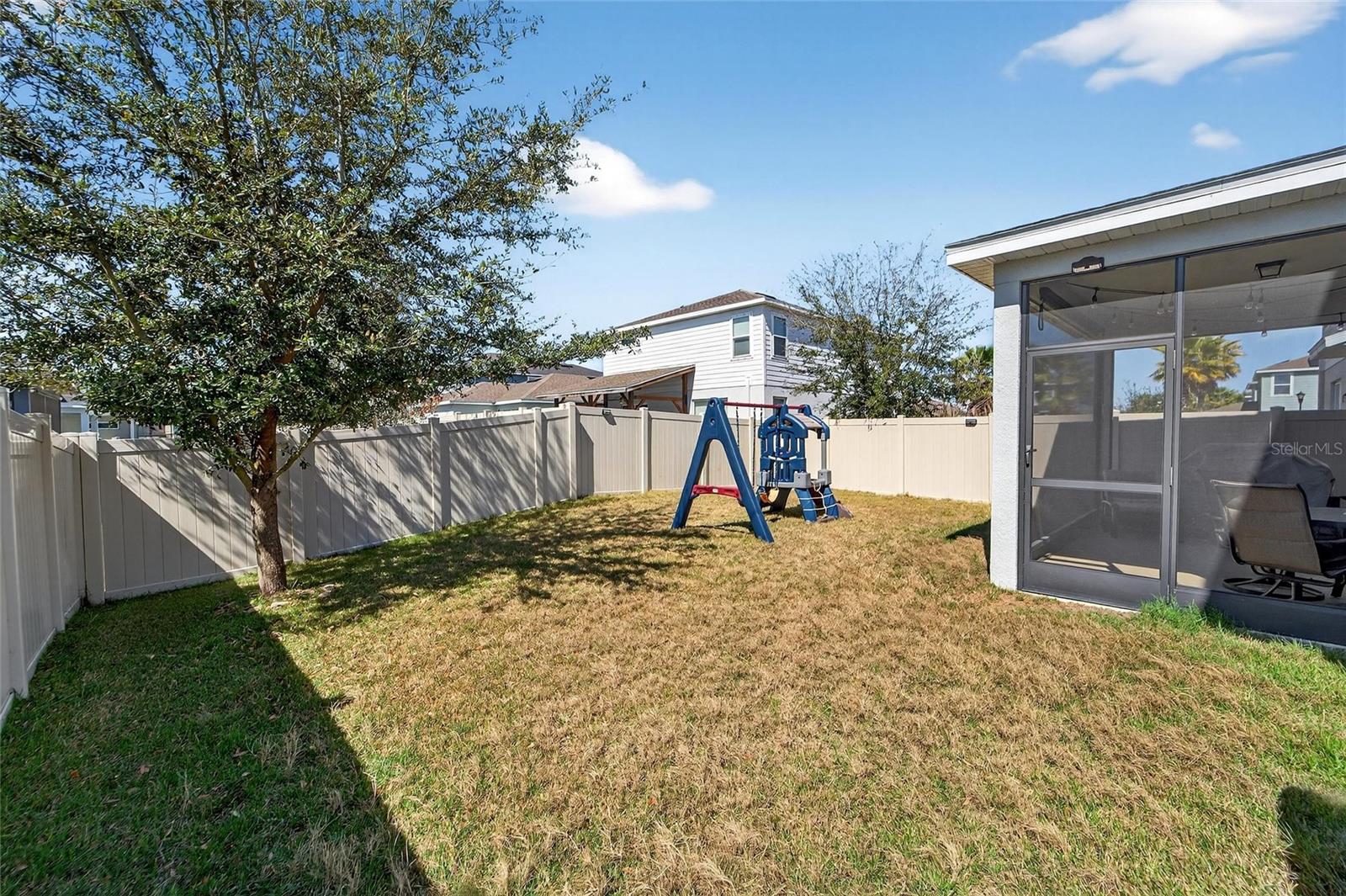 Image 51 of 83 For 12273 Blue Pacific Drive