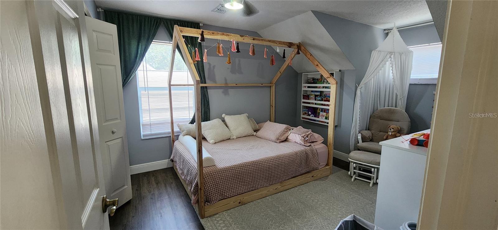 Image 11 of 18 For 5705 Tanagergrove Way