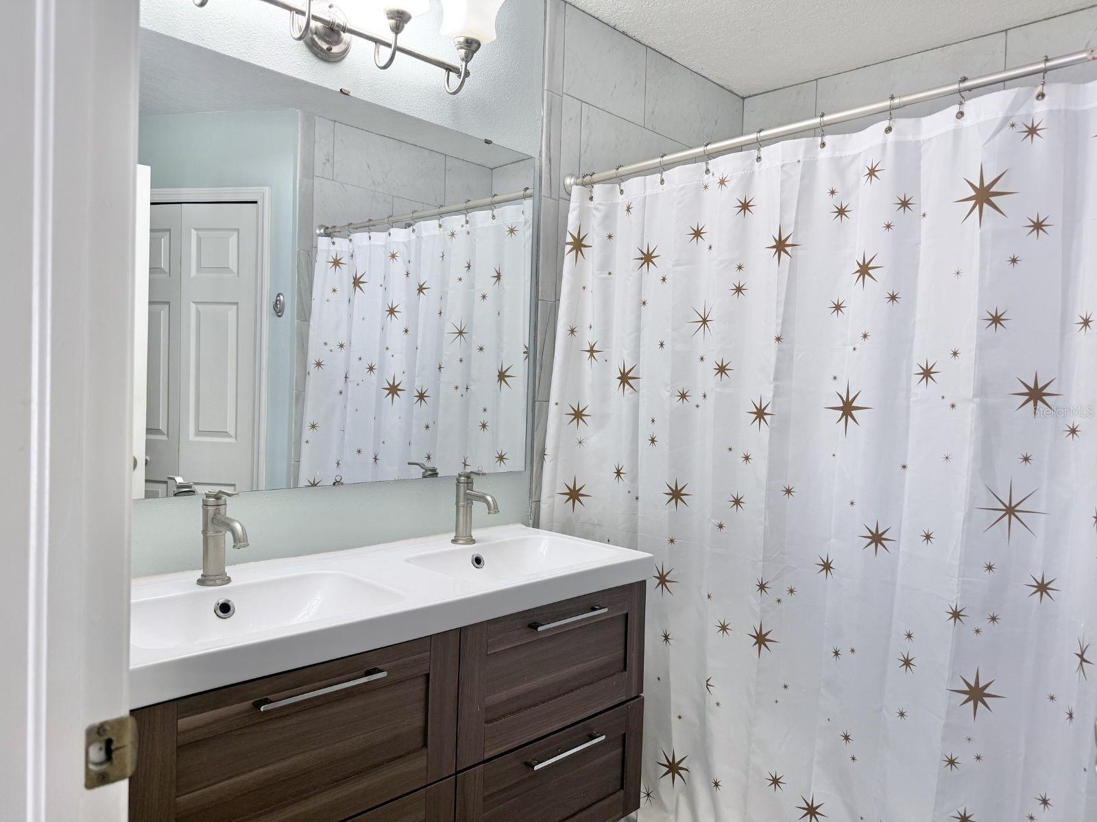 Image 9 of 18 For 5705 Tanagergrove Way