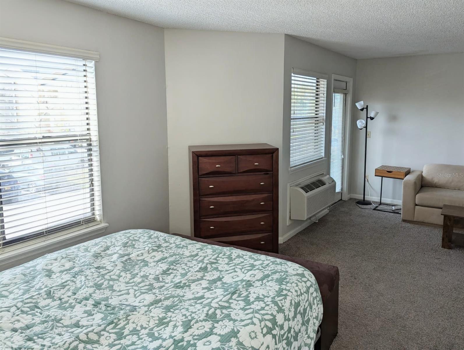 Image 21 of 25 For 11901 4th Street N 5212