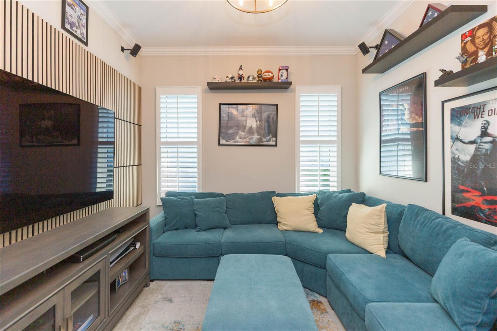 Listing photo id 10 for 6534 Mayport Drive